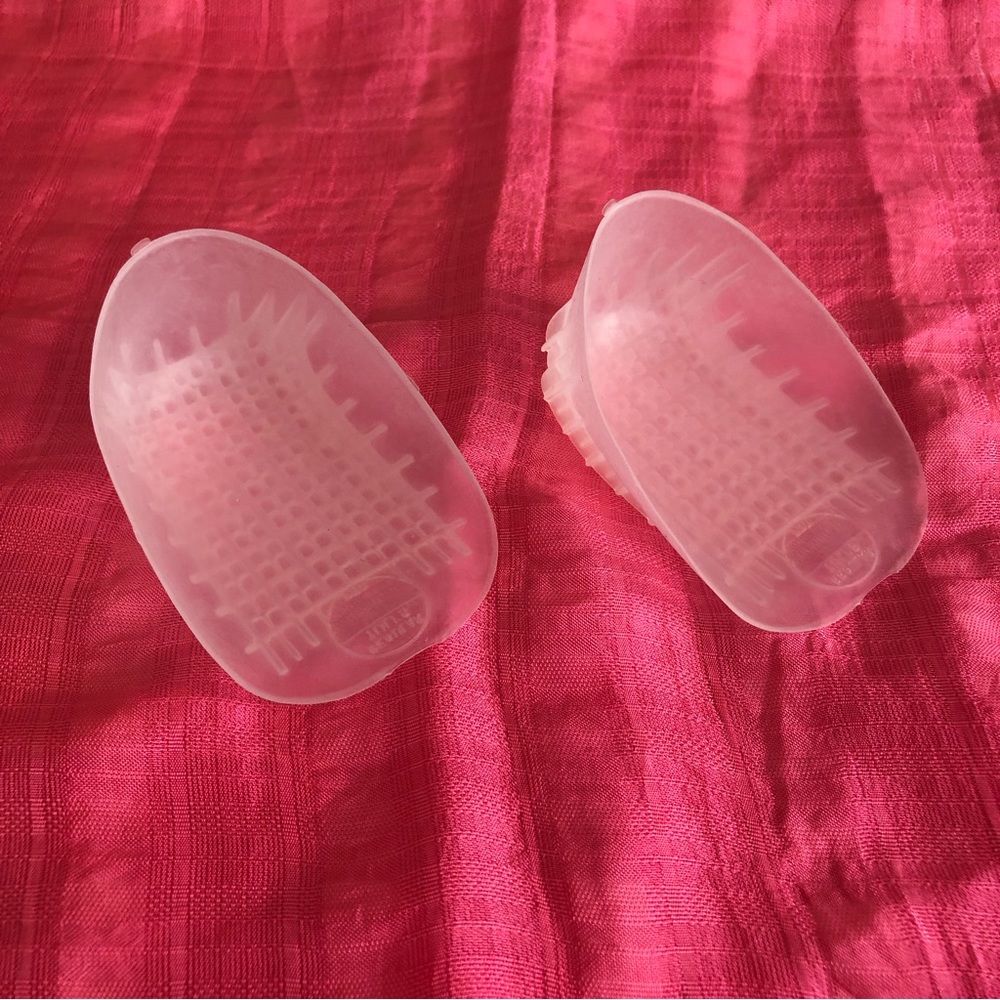 Tuli’s Heavy Duty Gel Heel Cups Regular Size No Package; New - Picture 2 of 4